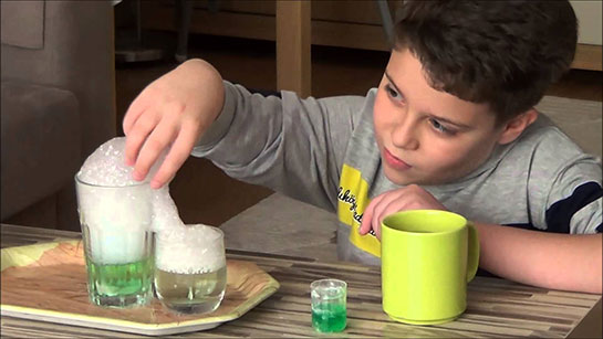 Basit Kimya Deneyleri Nasıl Yapılır?